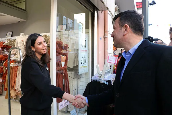 AK Parti İzmir Büyükşehir Belediye Başkanı Adayı Hamza Dağ’dan ilk vaat! İzmir’e özel konut geliyor! Hazırlıklar başladı...