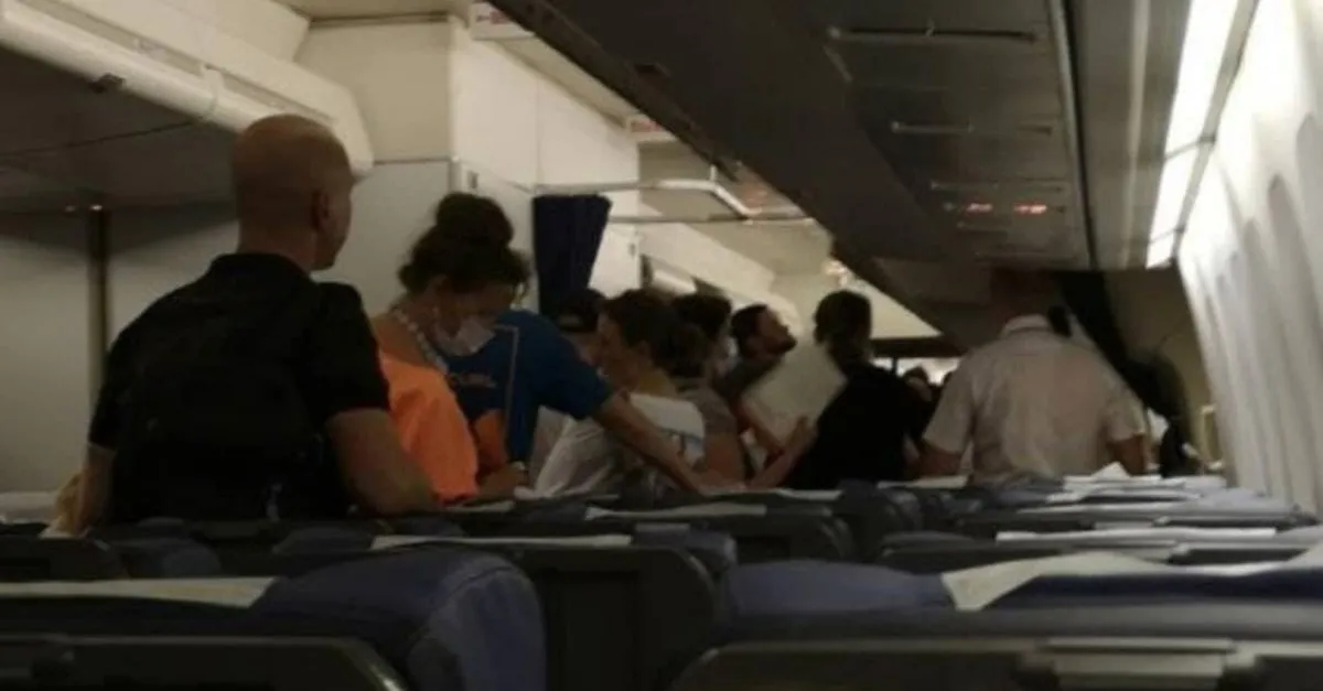 Rusya'da uçakta akılalmaz olay! Yolcular...