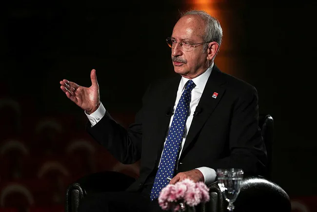 Erkan Tan: CHP kin ve nefret söylemiyle partiden kopmaları önleyebileceğini sanıyor