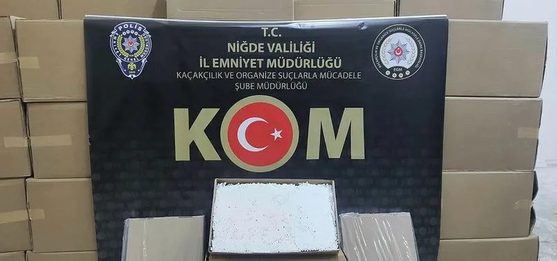 Niğde’de durdurulan tırda 6 milyon makaron ele geçirildi