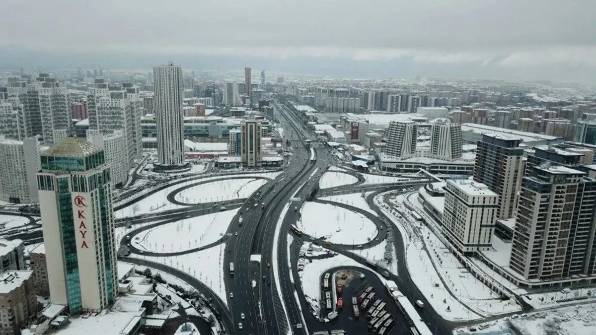 İstanbul'da yollar boş kaldı