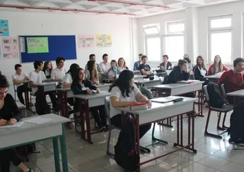 Liselerde açık uçlu sınav dönemi