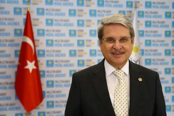 İYİ Parti’de deprem! Aytun Çıray partiden istifa etti! Meral Akşener’e zehir zemberek sözler