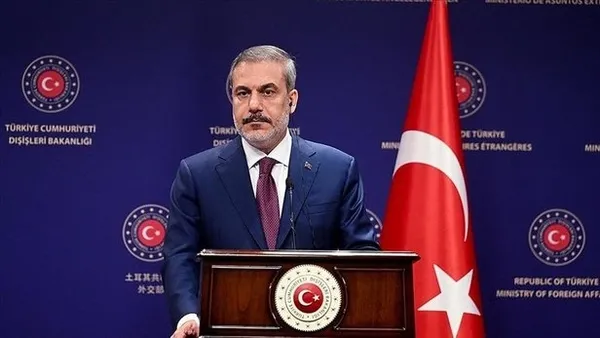 bakan-hakan-fidan-ermenistan-disisleri-bakani-mirzoyan-ile-telefonda-gorustu-1695829867318.jpg Bakan Hakan Fidan Ermenistan Dışişleri Bakanı Mirzoyan ile telefonda görüştü - 1