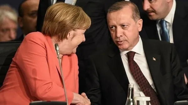 Son dakika: Başkan Erdoğan Almanya Başbakanı Merkel ile görüştü