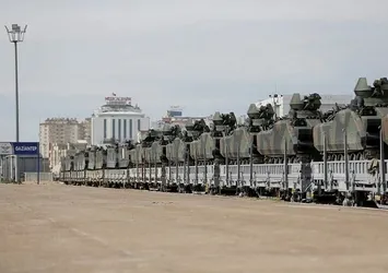 Zırhlı araçlar Şırnak'ın Silopi ilçesine ulaştı