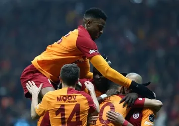 Galatasaray'da Donk ile ilgili flaş karar