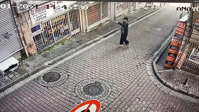 İstanbul’da genç kadın sevgilisini göğsünden bıçakladı - 3