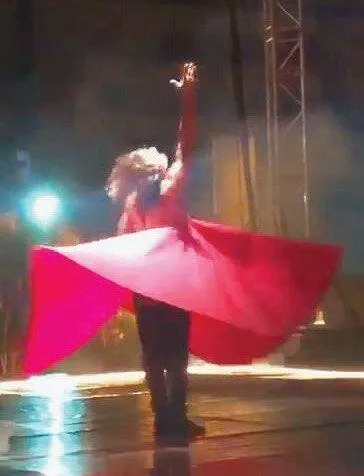 İzmir’de ’çıplak semazen’ skandalı! CHP’li belediyeye tepki yağıyor