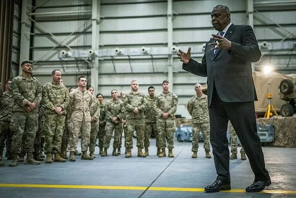 abd-savunma-bakani-austinin-hastaneye-kaldirilmasinda-bomba-detaylar-joe-biden-dahil-kimsenin-haberi-yoktu-1704697298698.jpeg ABD Savunma Bakanı Austin'in hastaneye kaldırılmasında bomba detaylar: Joe Biden dahil kimsenin haberi yoktu - 2