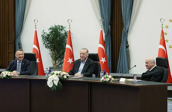 Başkan Erdoğan Adana 15 Temmuz Şehitler Köprüsü’nü açtı: Petrole de kavuşacağımız günler çok uzak değil