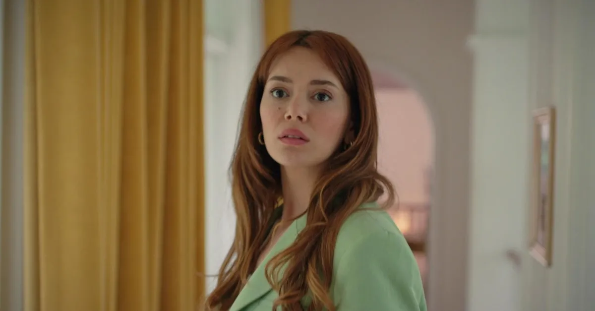 Bir Küçük Gün Işığı 35. bölüm fragmanı! ''O karnındaki bebeğe dua et!''