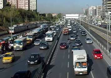İstanbul'da bazı yollar trafiğe kapatılacak