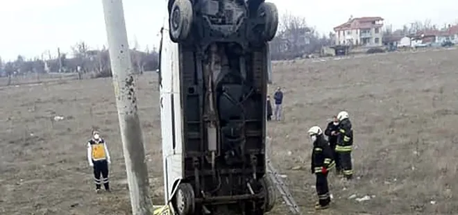 Yoldan çıkan kamyonet şaha kalktı: 1 yaralı