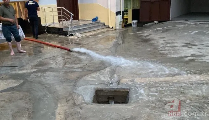 Birçok ili sel vurdu felaketten acı haber geldi! 2 kişi hayatını kaybetti! AFAD'dan yeni uyarı... 7