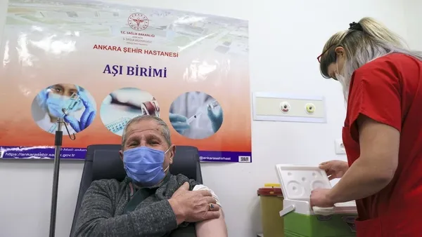 Yerli koronavirüs aşısı Turkovac’tan sonra bir güzel haber daha! Mutasyonlara karşı...