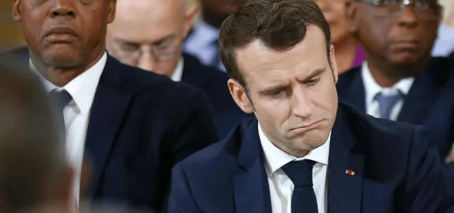 Fransız halkı hükümete güvenmiyor: Anket sonuçları ırkçı Macron’u üzdü