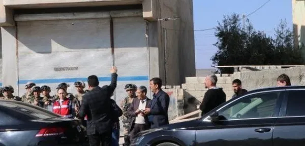 1669207094751.jpg Suriye ve Irak'ta terör örgütü PKK'ya ağır darbe vurulması HDP'yi çıldırdı! HDP'li Ömer Öcalan su şişesini drona attı - 4