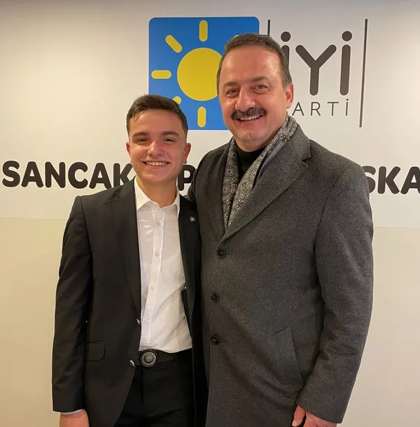 ’İYİ’ tiyatro kötü senaryo! ’Geçinemiyorum’ diyen genç İYİ Parti teşkilatından çıktı