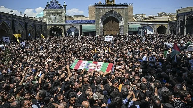 İran Dışişleri Bakanı Abdullahiyan, Rey kentinde defnedildi!