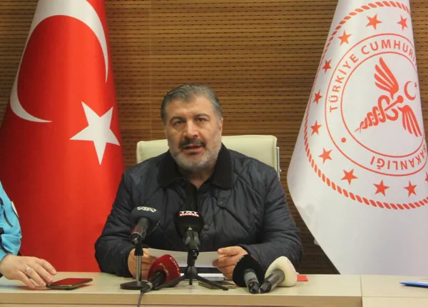 Sağlık Bakanı Fahrettin Koca Adıyaman'da açıklamalarda bulundu: Salgın riski kontrol altında - 4