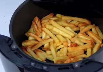 Airfryer'da patates kızartması böyle yapılır! Çıtır çıtır oluyor...
