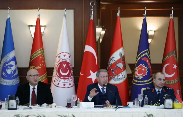 Son dakika: MSB'de değerlendirme toplantısı! Milli Savunma Bakanı Hulusi terörle mücadelede son durumu açıkladı! NATO'ya Yunanistan çağrısı - 3