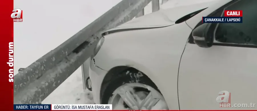 Çanakkale'de yoğun kar ve tipi! Buz pistine dönen yolda zorlu yayın... A Haber muhabiri Tayfun Er son durumu aktardı 9