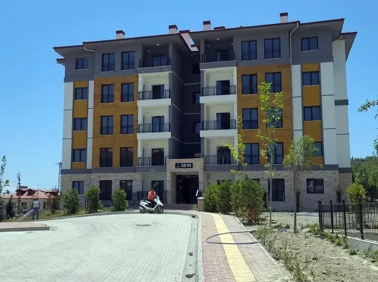 "Yardım" maskesi düştü! Depremzedelerden Haluk Levent'e tepki yağdı: İki elimiz yakasında - 10