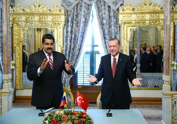Venezuela Devlet Başkanı Nicolas Maduro Türk heyetini kabul etti! Başkan Erdoğan’a övgü dolu sözler: Türk halkı bilmelidir ki o koca yüreklidir