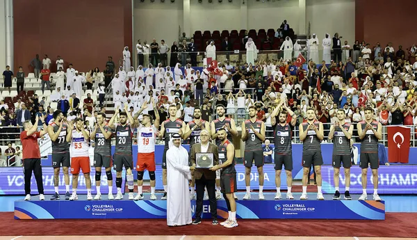 katari-yenen-a-milli-erkek-voleybol-takimi-2024-voleybol-milletler-liginde-1690744429330.jpg Katar'ı yenen A Milli Erkek Voleybol Takımı 2024 Voleybol Milletler Ligi’nde | Başkan Erdoğan'dan tebrik - 7