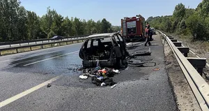 Yabancı plakalı otomobil hurdaya döndü!