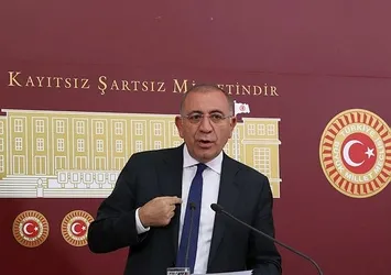 CHP'de kriz çıktı! Gürsel Tekin'den başkan adaylarına eleştiri