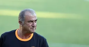 Aslan’a bir yerli daha! Teklifleri reddetti