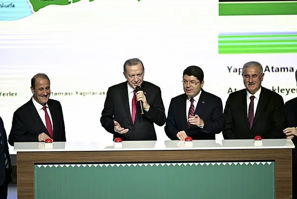 baskan-erdogandan-danistayin-tartismali-karariyla-ilgili-aciklama-ilk-adimi-atiyoruz-1708435320058.jpeg Başkan Erdoğan'dan Danıştay'ın tartışmalı kararıyla ilgili açıklama: İlk adımı atıyoruz - 6