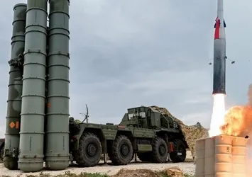Rusya düğmeye bastı! S-400'ler ateşlendi