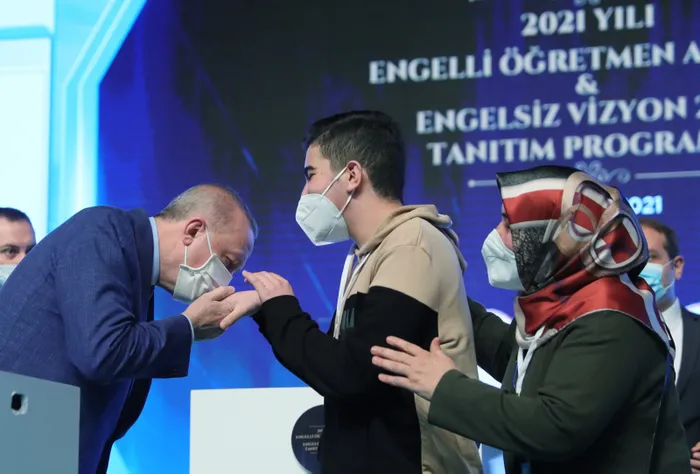 Son dakika: Başkan Erdoğan’dan Engelli Öğretmen Ataması ve Engelsiz Vizyon 2030 Tanıtım Toplantısı’nda önemli açıklamalar