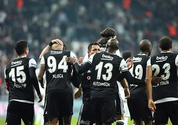 Beşiktaş, Akhisar Bld'yi rahat geçti