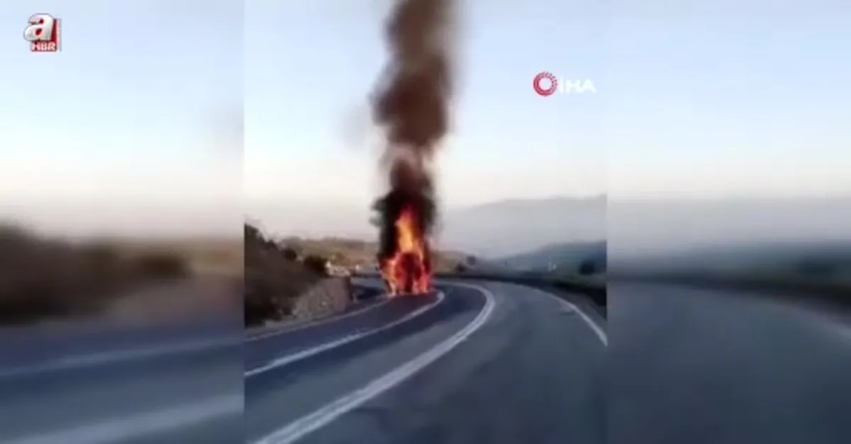 Seyir halindeki tır alev alev yandı
