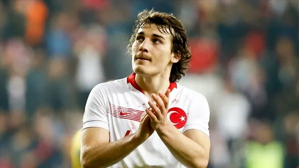 1663192826056.jpg Galatasaray Çağlar Söyüncü'nün peşinde! Ocak ayında ön anlaşma için şartlar zorlanıyor - 2