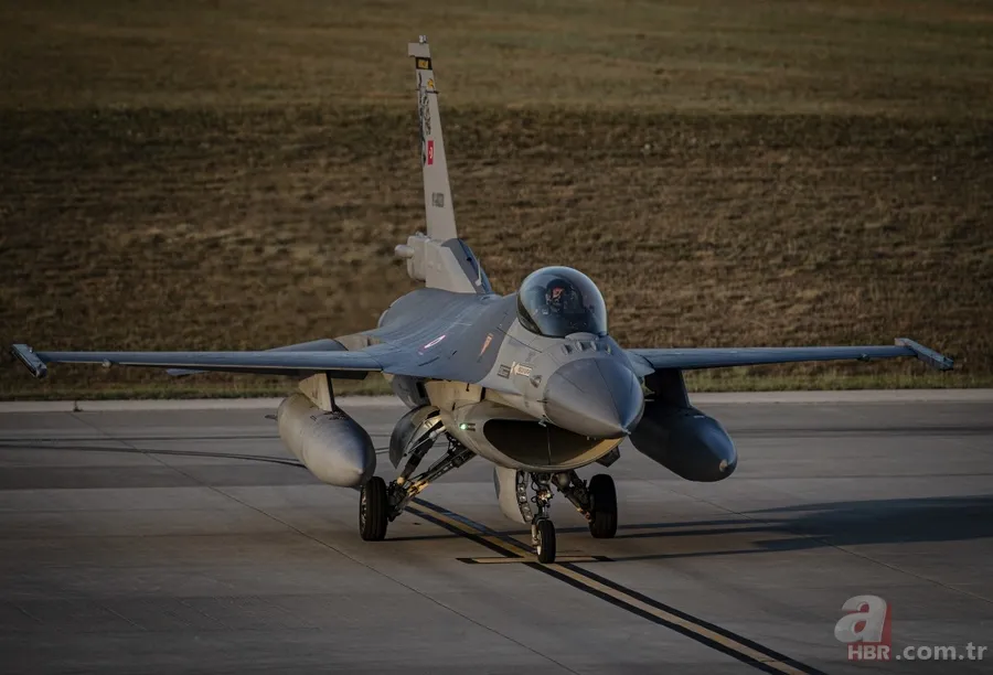 Türkiye'nin gururu: Akıncı Filo'nun "çelik kanatları" 7 dakikadan az sürede gökyüzünde 18