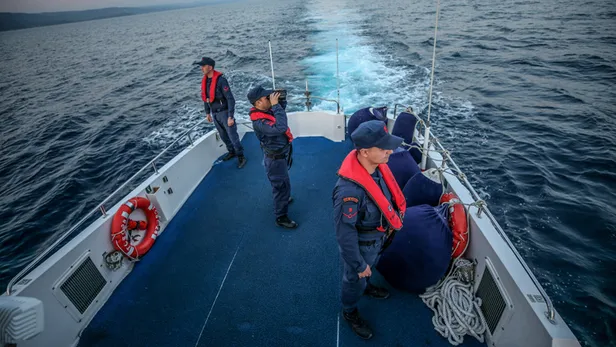 40 şoför, 45 yüzer motorcu, 65 yüzer topçu başvurusu nasıl yapılır? Şartları neler? Sahil Güvenlik Komutanlığı 150 uzman erbaş alımı!