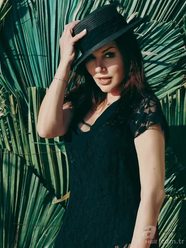 Sebebi şaşırttı: Deniz Seki 5 yıllık sevgilisinden ayrıldı! 4