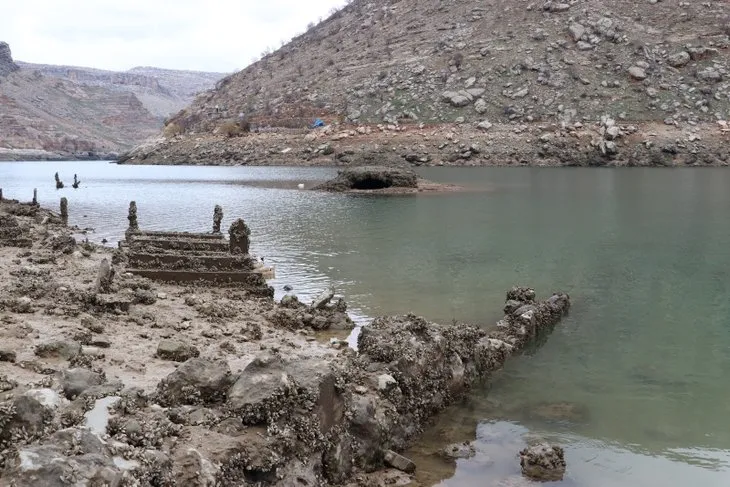 Diyarbakır’da yıllar önce sular altında kalan köy ortaya çıktı