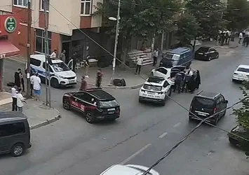 İstanbul'da trafik tartışması silahlı çatışmaya döndü: 2 yaralı