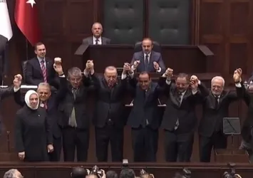 Son dakika: 5 belediye başkanı AK Parti'ye geçti