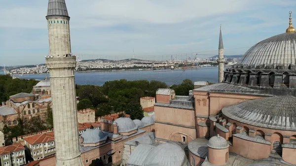 Kadir Gecesi öncesi Ayasofya Camii'ne 87 yıl sonra ilk mahya asıldı | "La ilahe illallah yazıyor - 3
