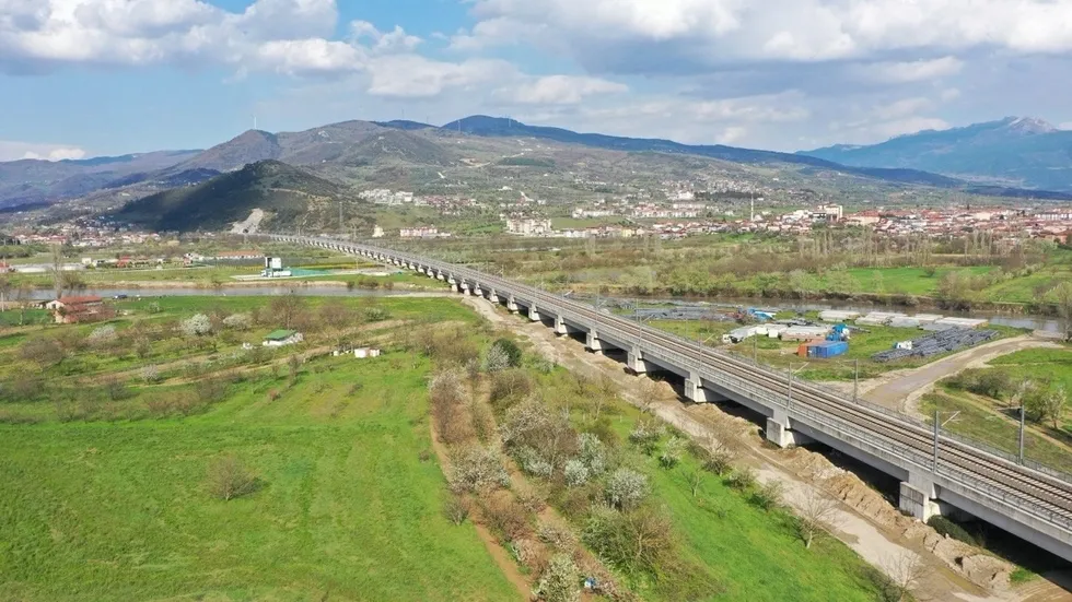 ankara-istanbul-yht-hattinda-seyahat-suresi-30-dakika-kisalacak-1781077257586.jpeg Ankara-İstanbul YHT hattında seyahat süresi 30 dakika kısalacak - 3