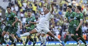 Fenerbahçe Zwolle ile 2-2 berabere kaldı