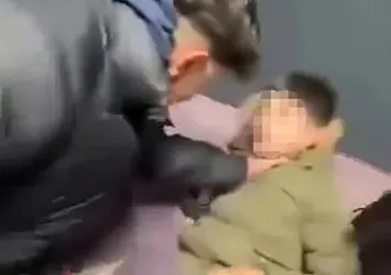Caniler hakkında karar verildi! Sağır ve dilsiz çocuğa kablolu penseli işkence